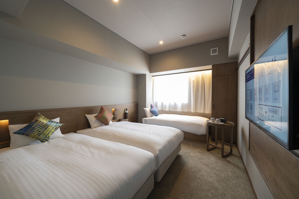 スーペリア ツインルーム B (シャワーブースのみ) 禁煙 客室1 | ホテルオリエンタルエクスプレス福岡中洲川端