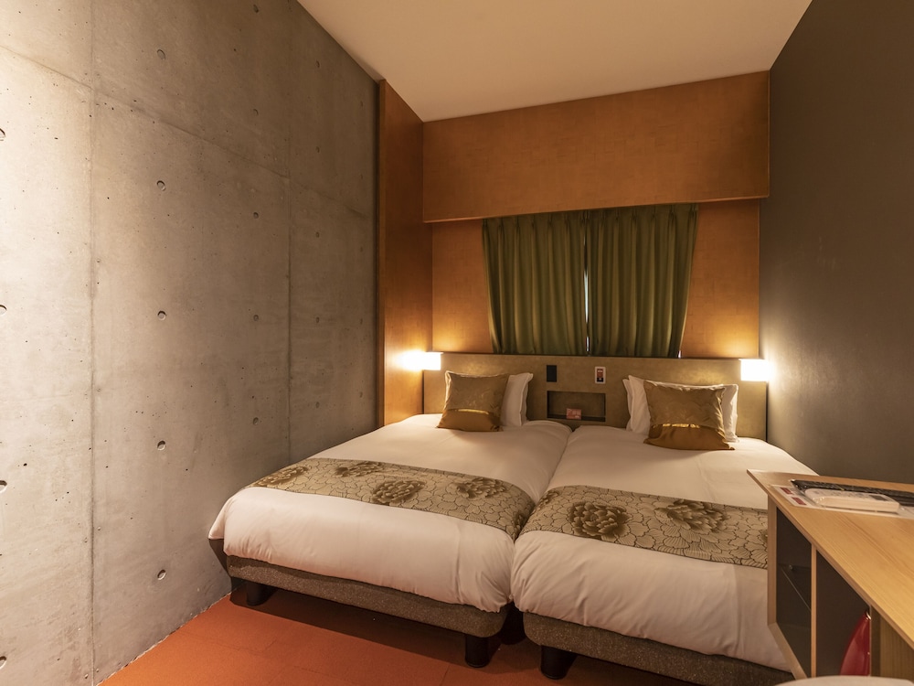 おまかせ部屋 ツインルーム 禁煙 客室2 | HALE 京都丹波口