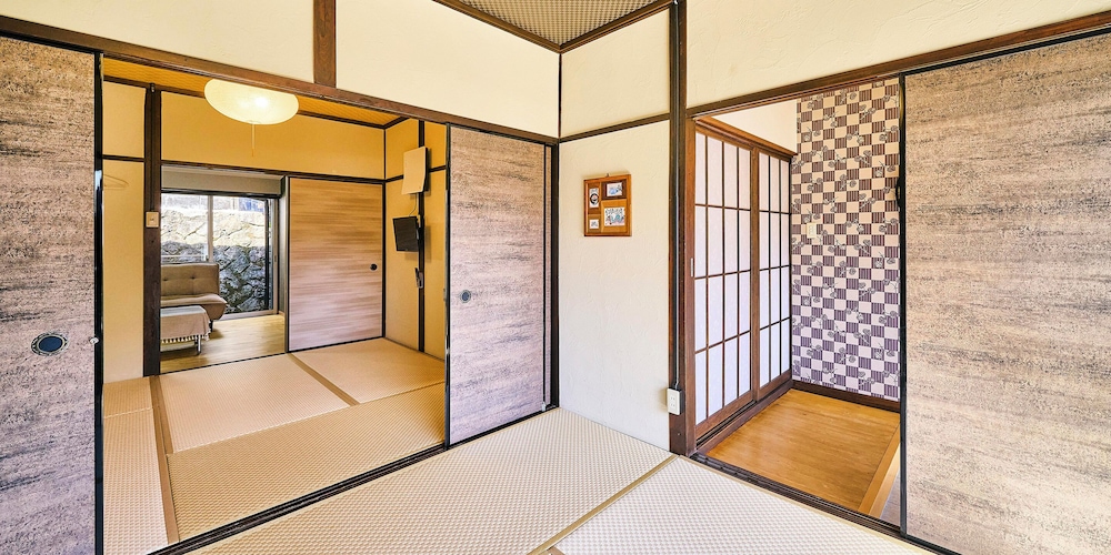 まるごと貸切ゲストハウス 客室6 | 心結 ゲストハウス 新宮店