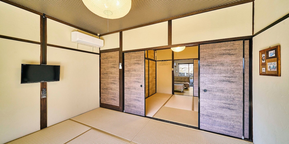 まるごと貸切ゲストハウス 客室4 | 心結 ゲストハウス 新宮店