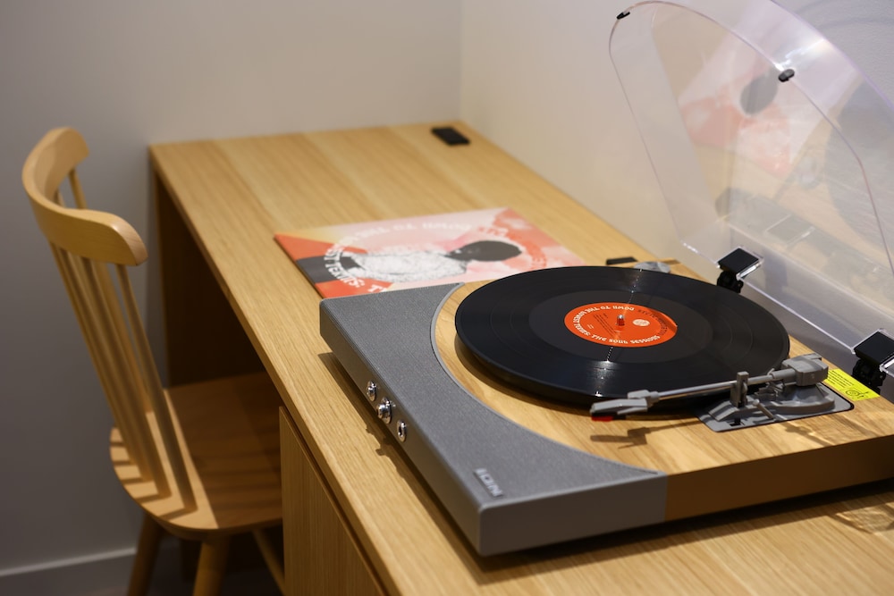 スーペリア ダブルB 2階 禁煙 客室の設備とサービス0 | MUSTARD HOTEL SHIMOKITAZAWA