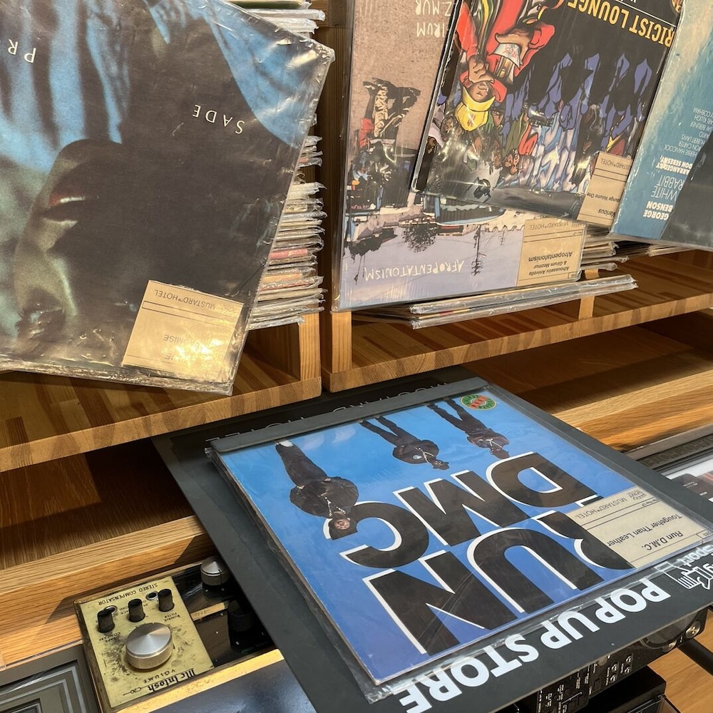 レセプション ホール1 | MUSTARD HOTEL SHIMOKITAZAWA レセプション ホール1 | MUSTARD HOTEL SHIMOKITAZAWA