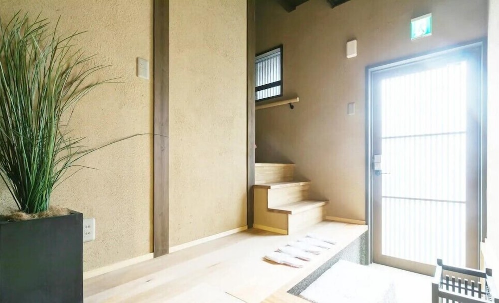 内部エントランス1 | No.8 Kyoto