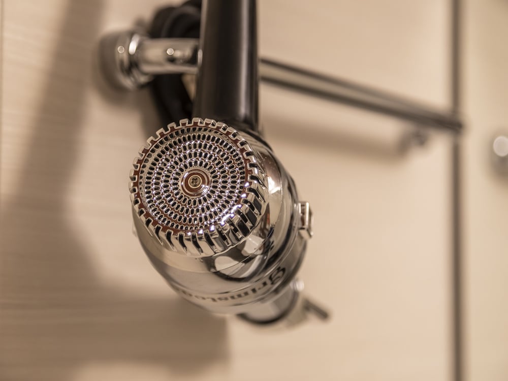 204CD デラックスダブルルーム 禁煙 バスルーム1 | HALE 京都東寺