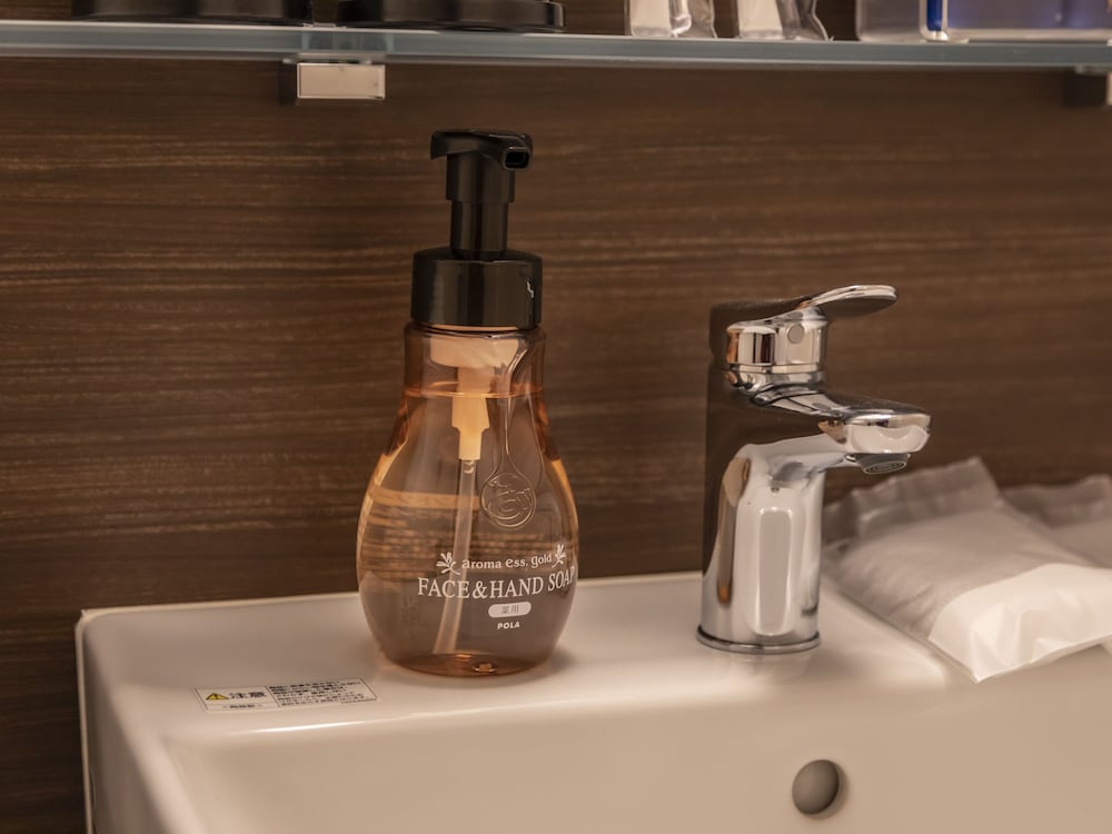 105DT デラックスツインルーム 禁煙 バスルーム1 | HALE 京都東寺