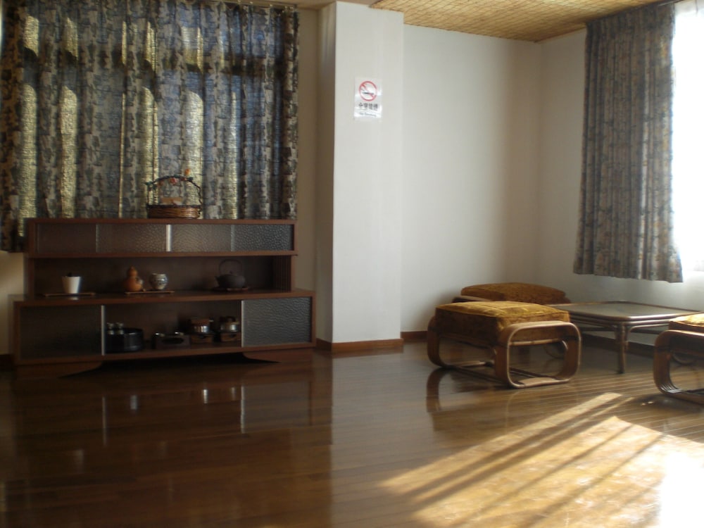 プレミアム スタジオスイート 禁煙 客室2 | Marina bay Numazu (マリーナベイ沼津)