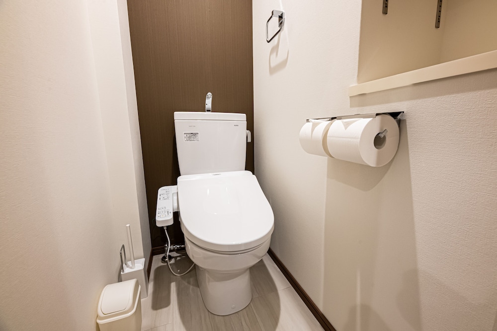 スーペリア アパートメント 禁煙 バスルーム1 | Tomariehotel & condominium