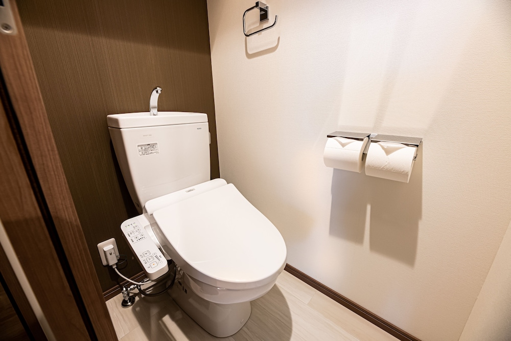 ツインルーム アパートメント 禁煙 バスルーム1 | Tomariehotel & condominium