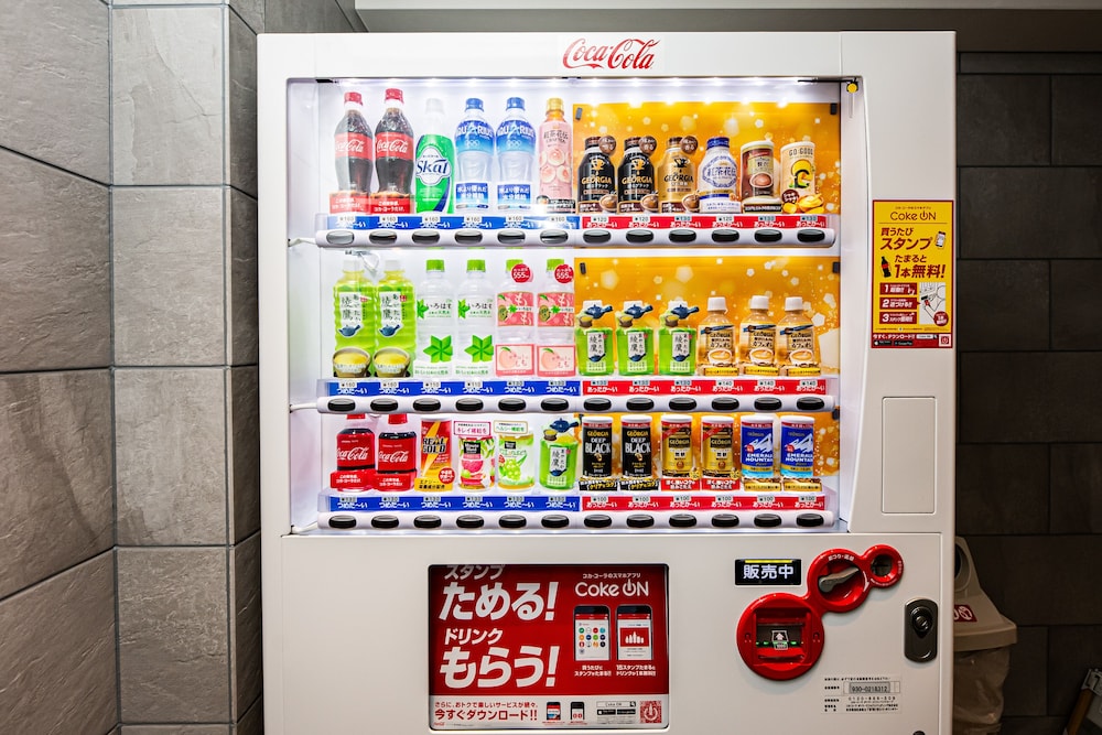自動販売機1 | Tomariehotel & condominium 自動販売機1 | Tomariehotel & condominium
