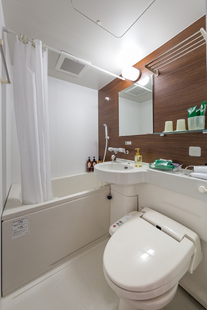 セミダブルルーム 禁煙 バスルーム0 | ルートイングランティア東海 Spa & Relaxation