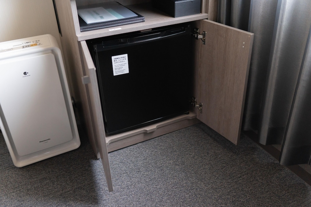 セミダブルルーム 禁煙 客室2 | ルートイングランティア東海 Spa & Relaxation