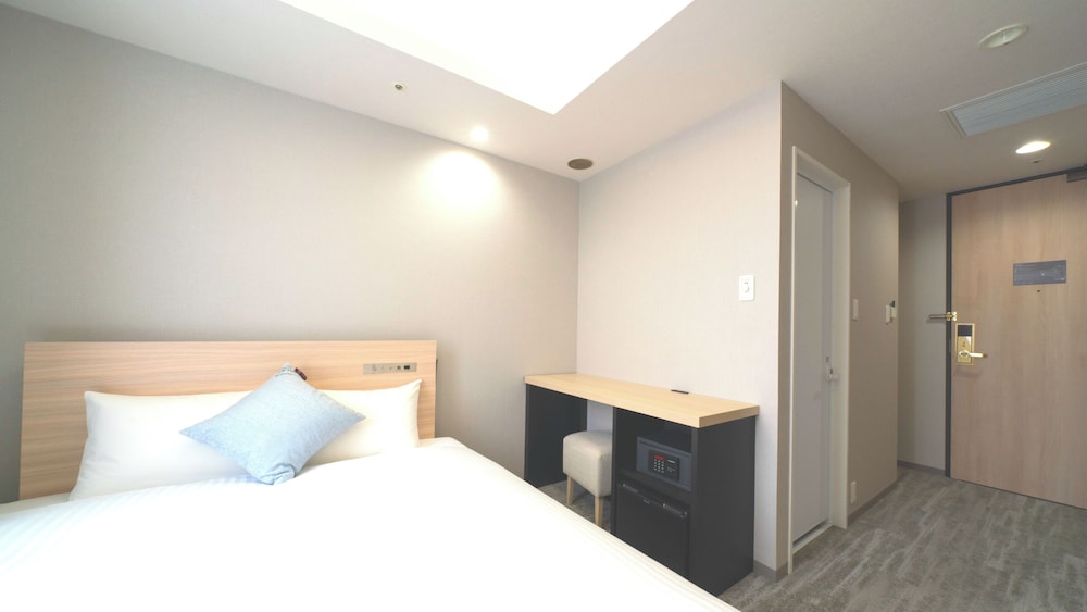 スタンダードクイーンルーム 禁煙 | ホテル オリエンタル エクスプレス 福岡天神