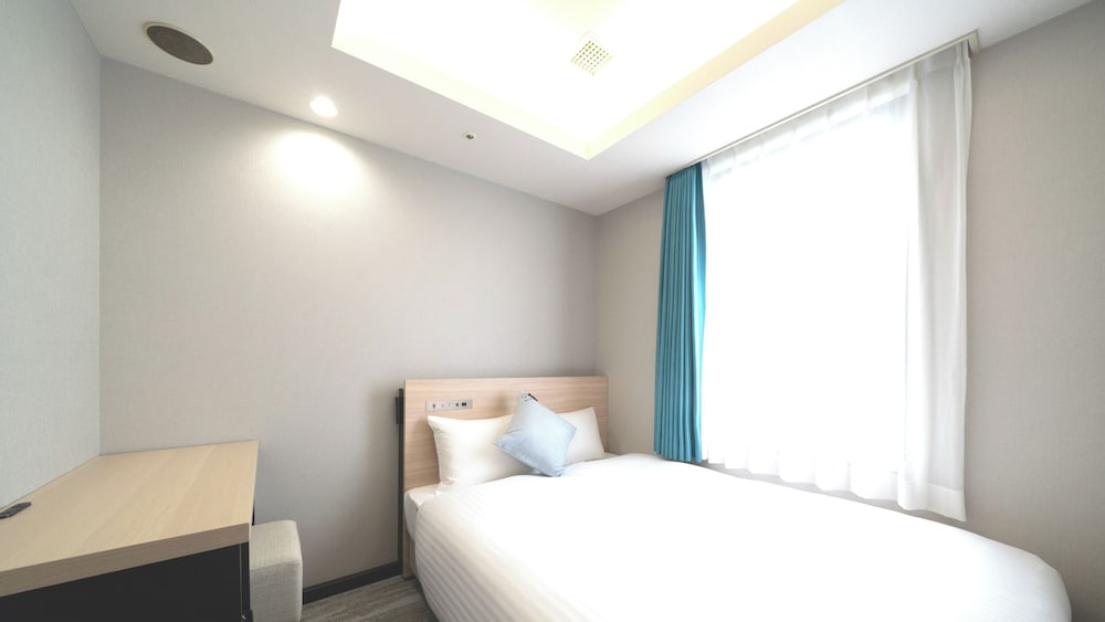 スタンダード ダブルルーム 禁煙 | ホテル オリエンタル エクスプレス 福岡天神