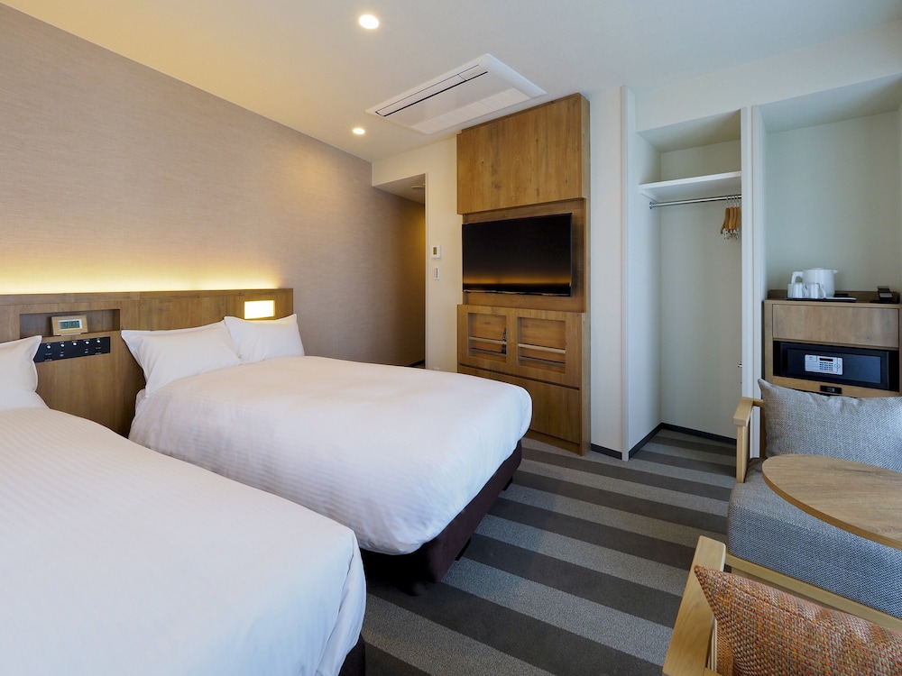 デラックス ツインルーム 禁煙 客室1 | Far East Village Hotel Yokohama