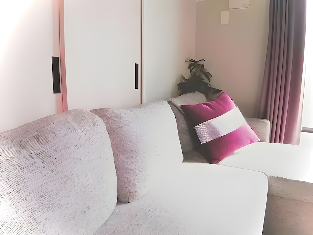 ベーシック アパートメント (303) リビング エリア5 | Eternity APARTMENT HOTEL SHINAGAWA