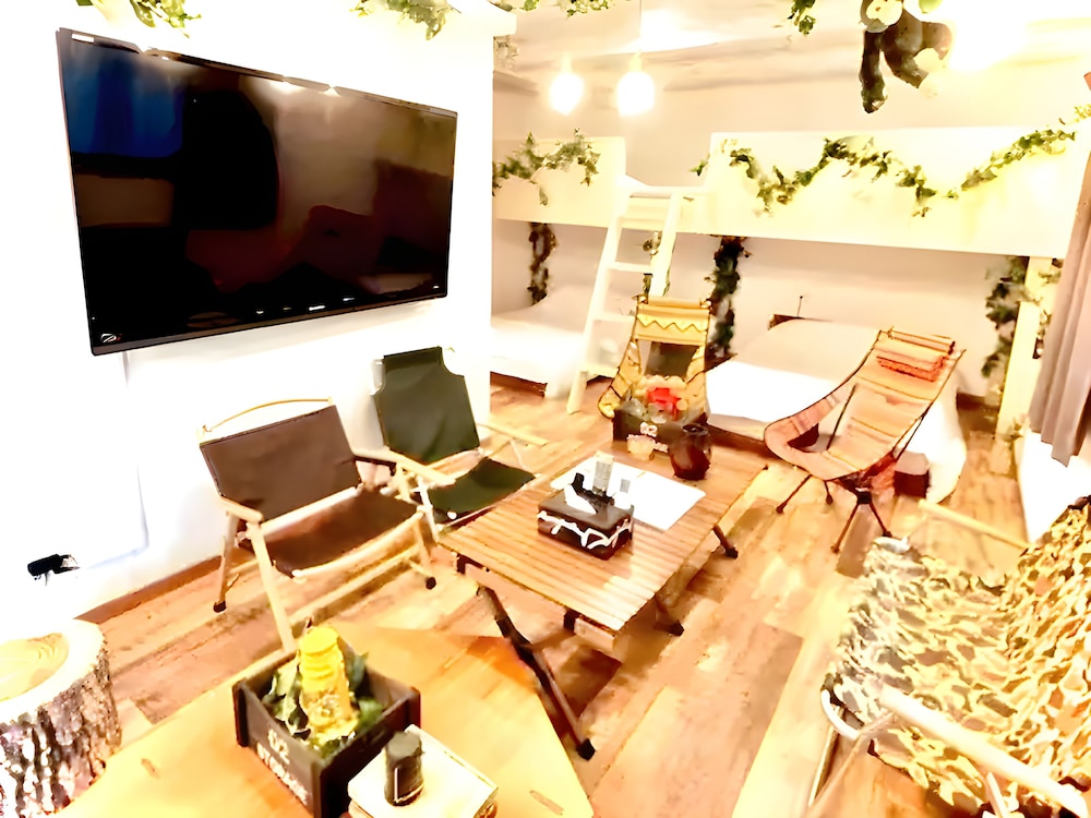 ベーシック アパートメント (204) リビング エリア1 | Eternity APARTMENT HOTEL SHINAGAWA