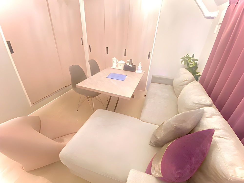 ベーシック アパートメント (303) リビング エリア1 | Eternity APARTMENT HOTEL SHINAGAWA