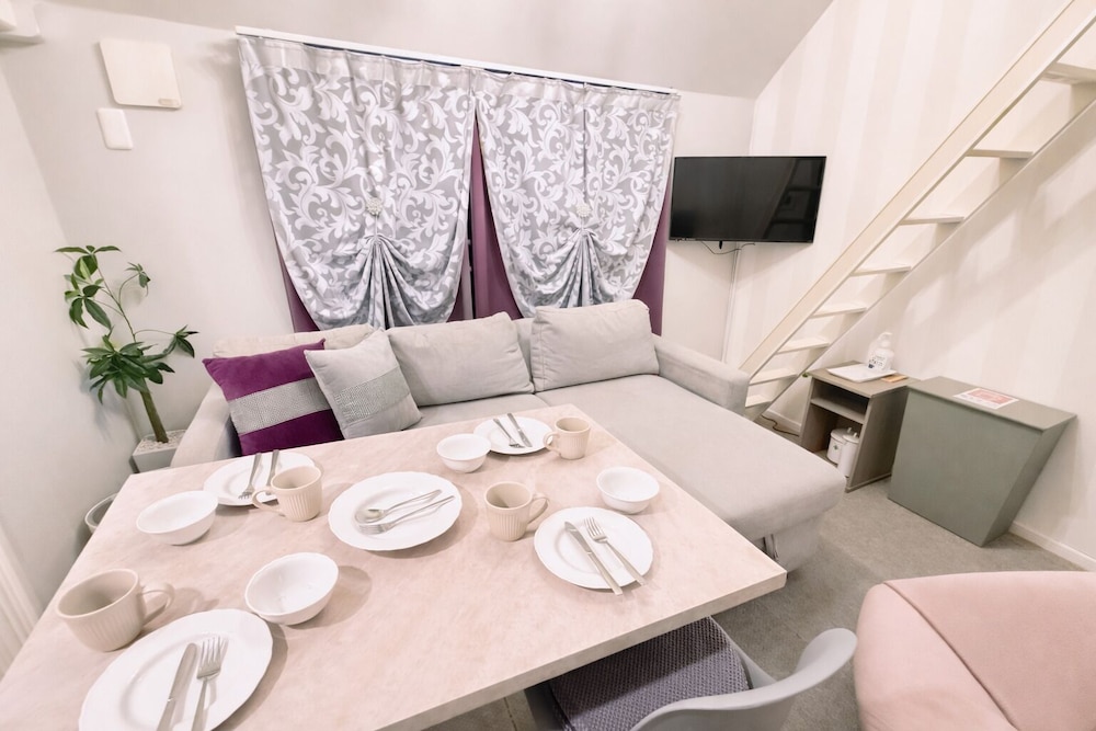 ベーシック アパートメント (303) リビング エリア13 | Eternity APARTMENT HOTEL SHINAGAWA