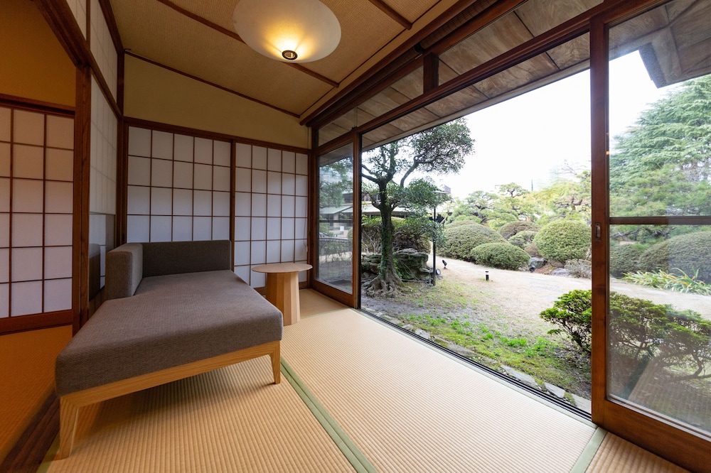 和室 菅生 禁煙 ｢紫陽花｣会席コース付き 客室2 | 百年庭園の宿 翠水 - 登録有形文化財