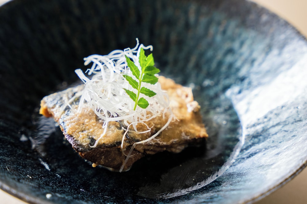 和室 菅生 禁煙 朝食2 | 百年庭園の宿 翠水 - 登録有形文化財