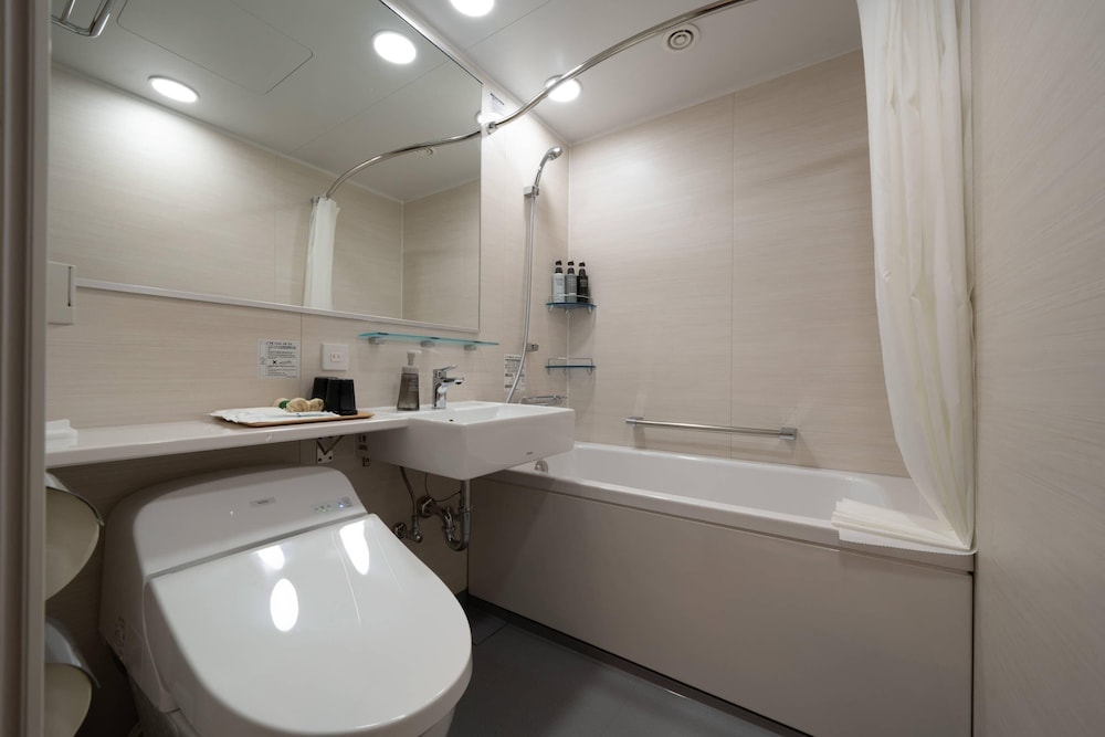 スタンダード ツインルーム 禁煙 バスルーム0 | hotel around TAKAYAMA, an Ascend Collection Hotel