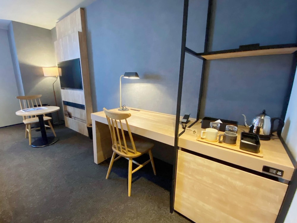 ワイドキングルーム 禁煙 客室1 | hotel around TAKAYAMA, an Ascend Collection Hotel