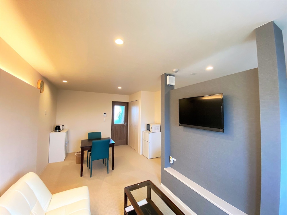 エコノミー トリプルルーム 禁煙 リビング エリア0 | ecot 砂山ビーチ