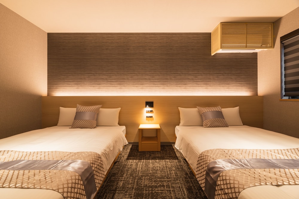 スーペリアE 禁煙 客室4 | グランドベース鹿児島中央