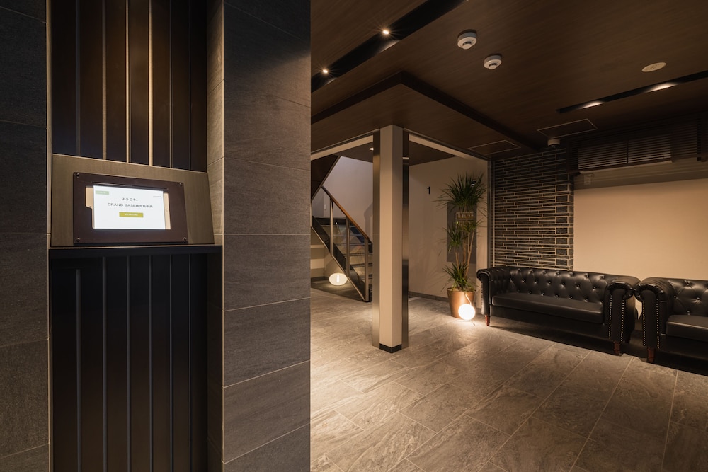 フロント1 | グランドベース鹿児島中央