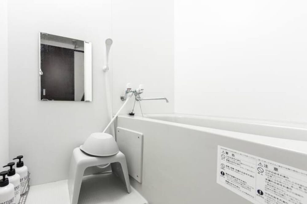 アパートメント一室貸し切り 禁煙 バスルーム0 | TENDER