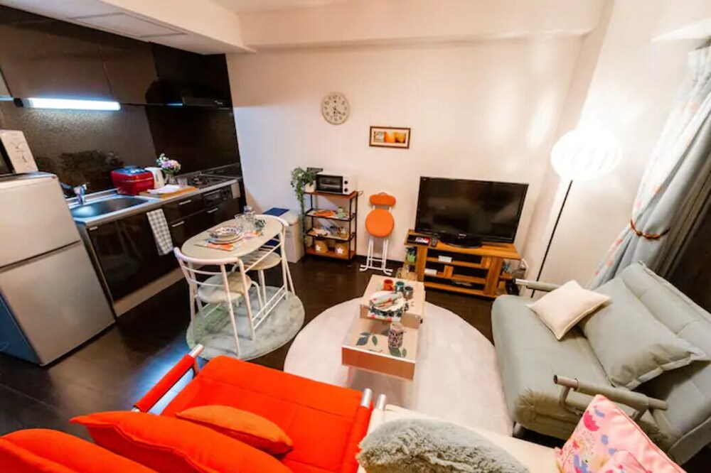 アパートメント一室貸し切り 禁煙 リビング エリア2 | TENDER