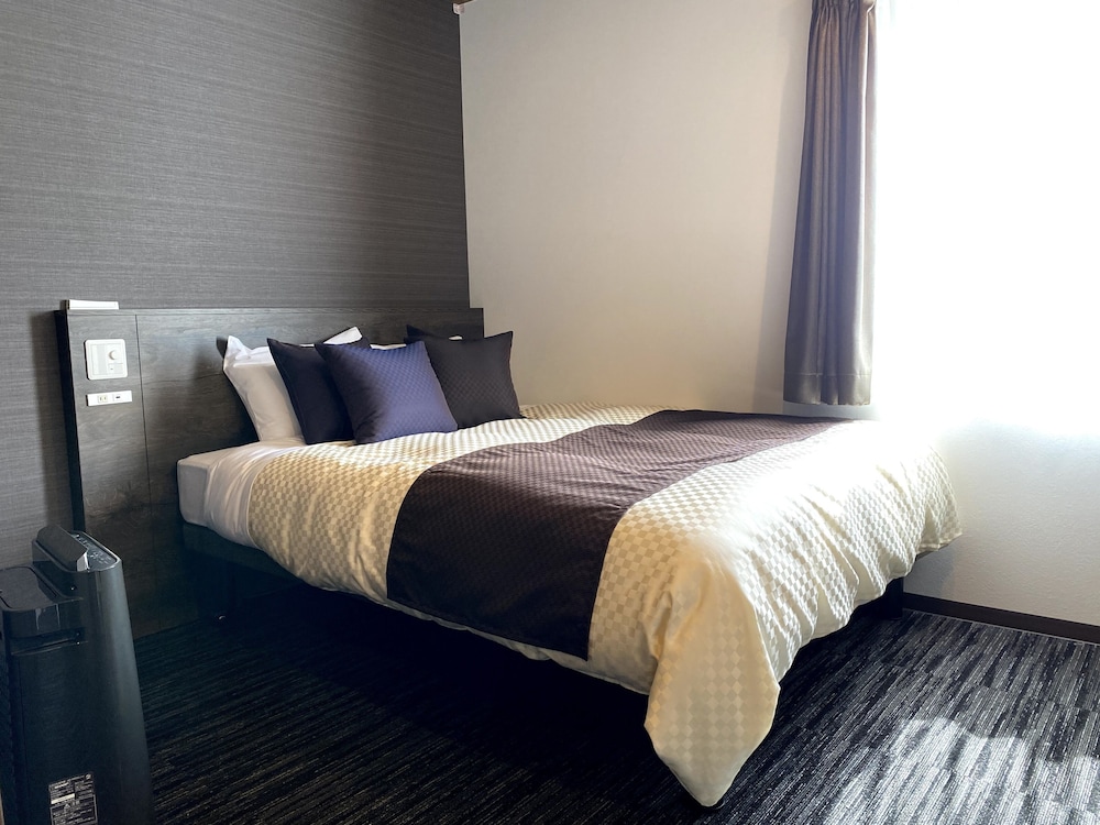 客室1 | ザ・セレクトンあべの松原駅前