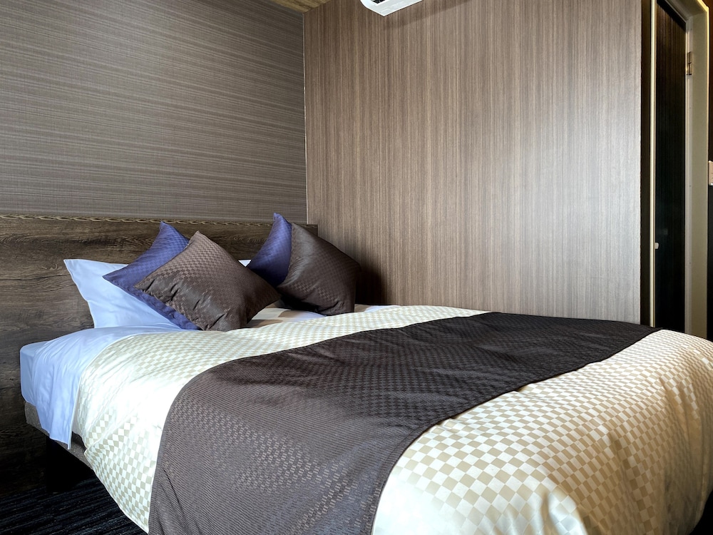 ダブルルーム 禁煙 | ザ・セレクトンあべの松原駅前