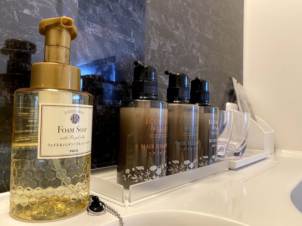 ダブルルーム 禁煙 客室の設備とサービス1 | ザ・セレクトンあべの松原駅前