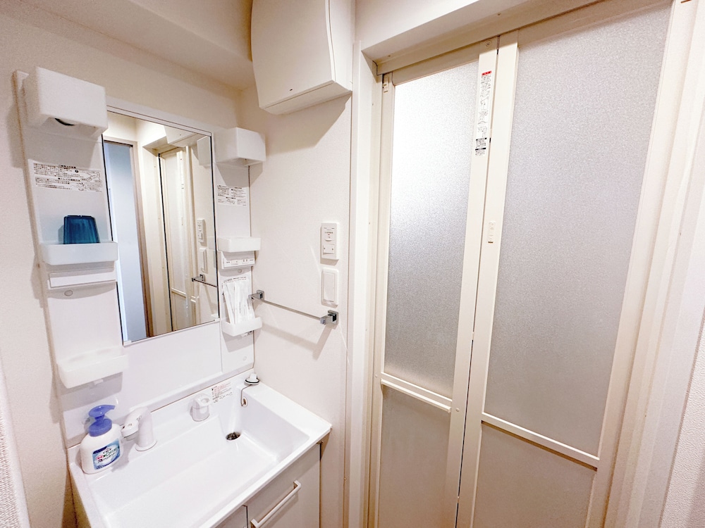 【デラックスルーム】ダブルベッド2台 ソファベッド1台 キッチン付 禁煙 客室10 | レガティオ博多