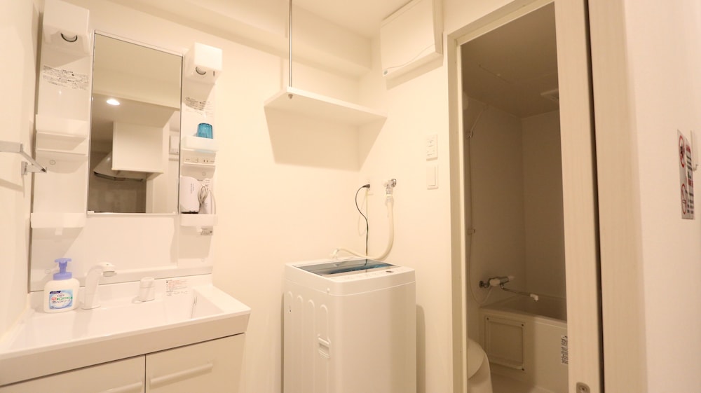 【デラックスルーム】ダブルベッド2台 ソファベッド1台 キッチン付 禁煙 客室3 | レガティオ博多