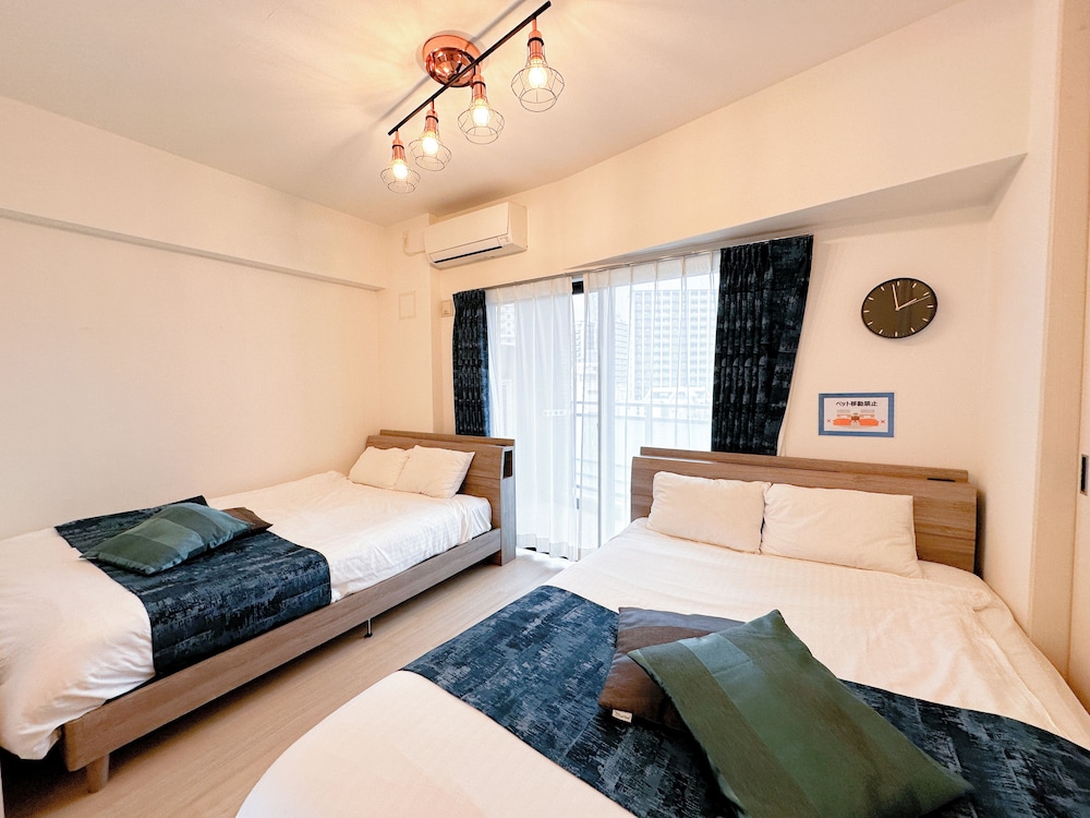 【デラックスルーム】ダブルベッド2台 ソファベッド1台 キッチン付 禁煙 客室7 | レガティオ博多