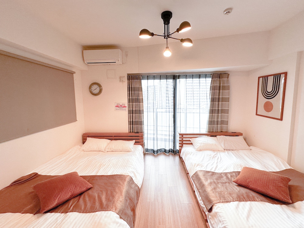 【デラックスルーム】ダブルベッド2台 ソファベッド1台 キッチン付 禁煙 客室11 | レガティオ博多