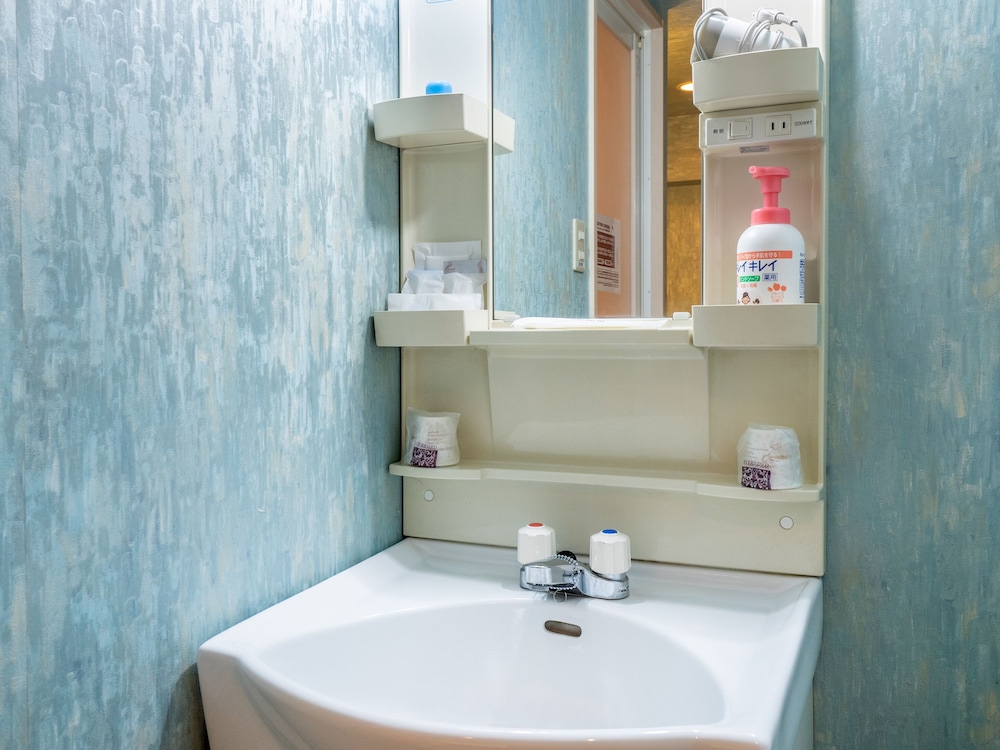 ダブルルーム 喫煙可 バスルーム2 | Tabist ホテルオーロラ 池袋