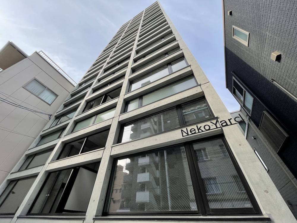 施設の正面1 | b hotel Neko Yard 広島 施設の正面1 | b hotel Neko Yard 広島