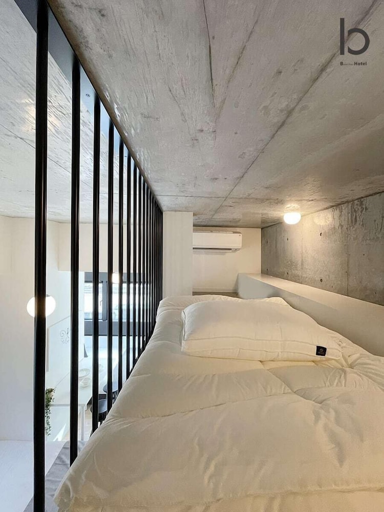 デラックス コンドミニアム 1 ベッドルーム 禁煙 シティビュー (bHotel Nekoyard 201) 客室2 | b hotel Neko Yard 広島