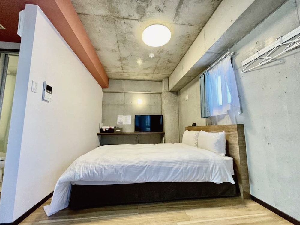スタンダード ダブルルーム 禁煙 客室1 | Infinity Hotel 那覇久茂地