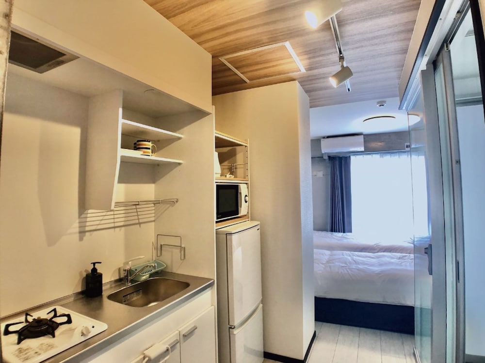 スタンダード ダブルルーム 禁煙 専用キッチン0 | Infinity Hotel 那覇久茂地