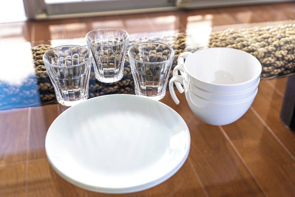 デラックスツイン 禁煙 客室の設備とサービス1 | オディシス恩納リゾートホテル