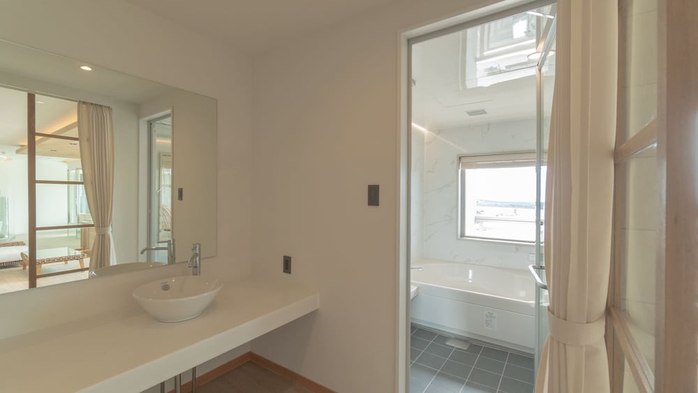 シービューサウナスイート 禁煙 バスルーム0 | THIRD 石垣島