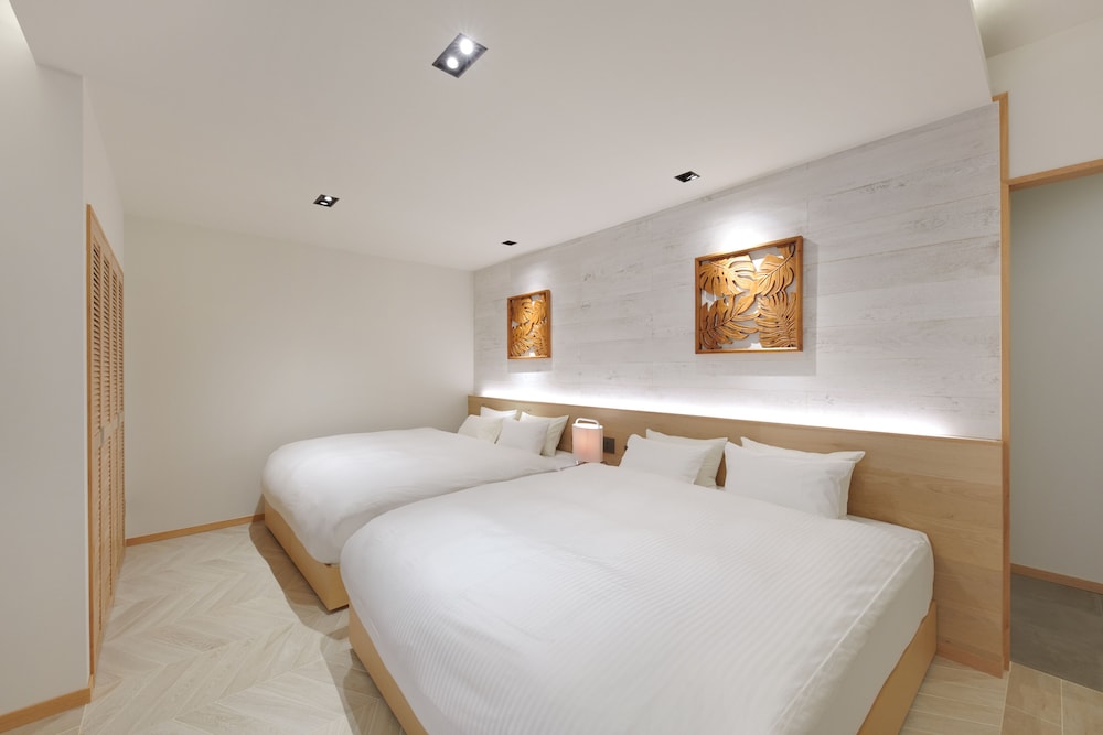 シービュージュニアスイート 禁煙 客室2 | THIRD 石垣島