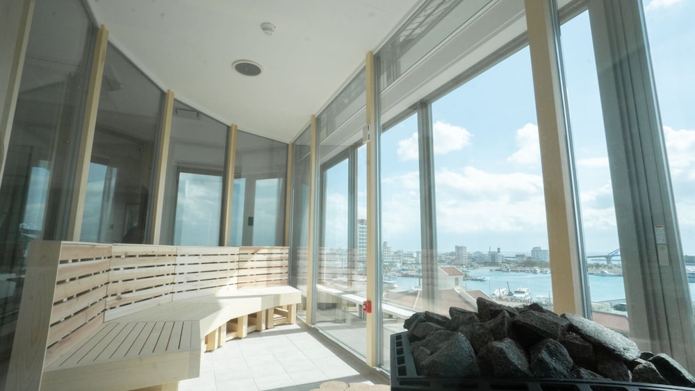 シービューサウナスイート 禁煙 部屋からの景観0 | THIRD 石垣島