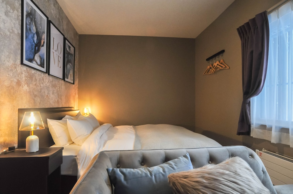 コンフォート ダブルルーム 客室1 | ルスツグランドキャビン