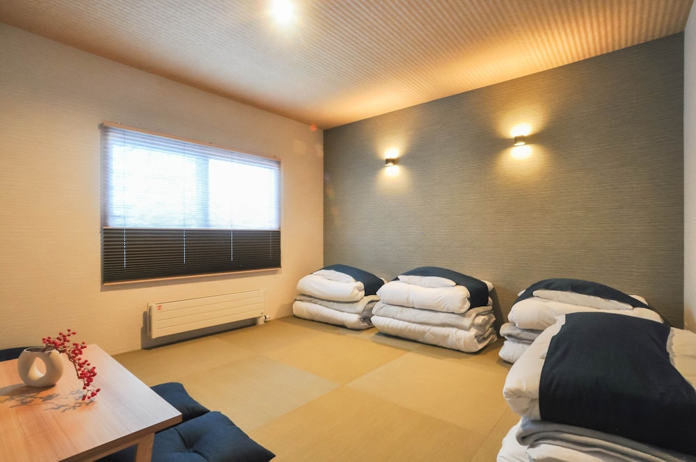 トラディショナル 4 人部屋 | ルスツグランドキャビン