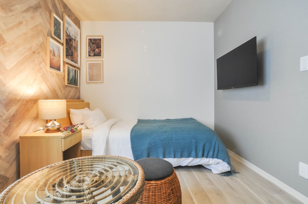 コンフォート ツインルーム 客室2 | ルスツグランドキャビン